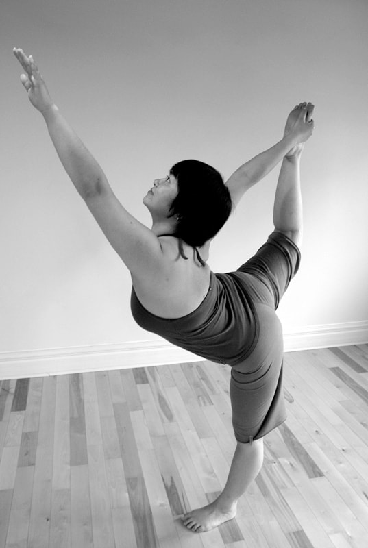 About Jun Ichino RMT: Jun in Dancer Pose at her yoga teacher training course